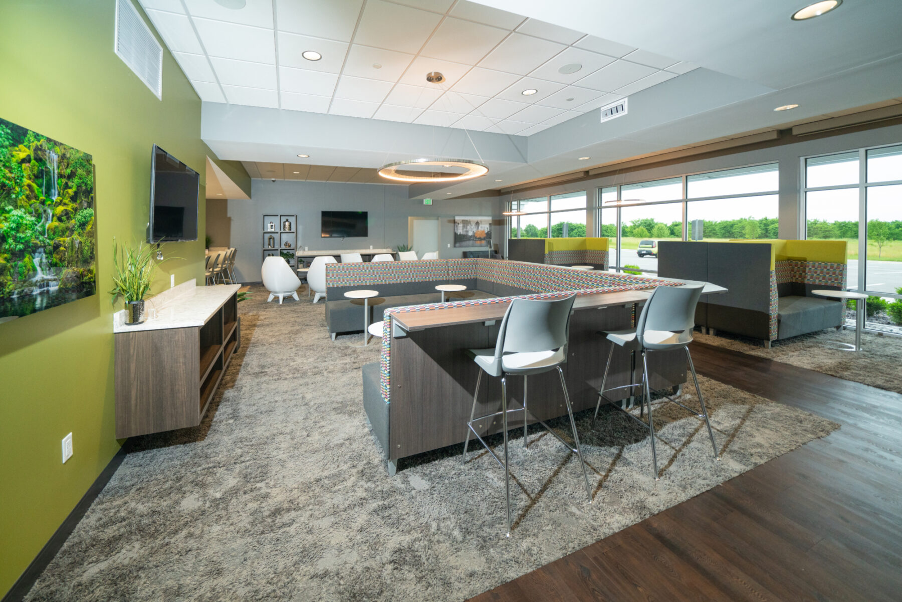 Russell Cellular Corporate Headquarters in Battlefield, MO